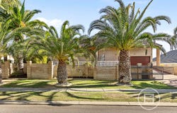 22 Dampier Avenue, Mullaloo, WA 6027