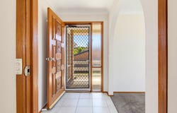 33 Pacific Road, Surf Beach, NSW 2536