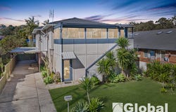 836 Macquarie Drive, Croudace Bay, NSW 2280