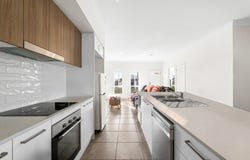 2 Merion Circuit, Heddon Greta, NSW 2321