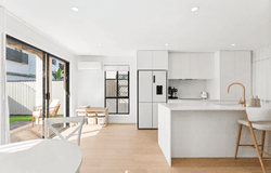 14/37 Harley Street, Labrador, Qld 4215