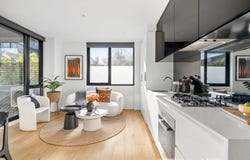 B114/12 Albert Street, Hawthorn East, Vic 3123