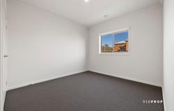 25 Quebec Avenue, Craigieburn, Vic 3064