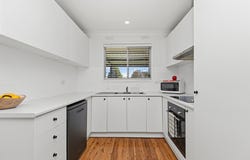 82 Vincent Road, Lake Albert, NSW 2650