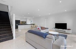4 Rise crescent, Pimpama, Qld 4209