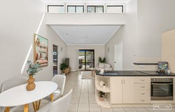 6/8-12 Elma Street, Cooee Bay, Qld 4703