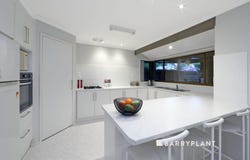 2 Lucy Close, Rowville, Vic 3178