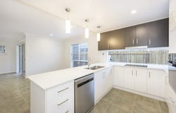 Unit 2/13 Beelbee St, Harristown, Qld 4350