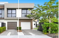5101 Point Drive, Hope Island, Qld 4212