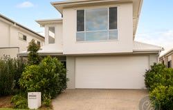 11 Cambridge Circuit, Lawnton, Qld 4501