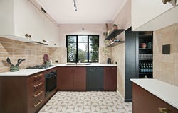 925 Hampton Street, Brighton, Vic 3186