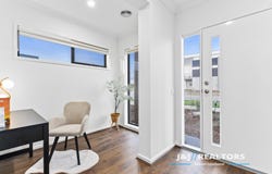 29 Silverwell Drive, Narre Warren South, Vic 3805