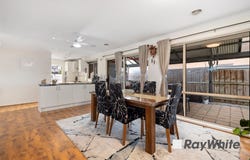 39 Chatswood Drive, Narre Warren South, Vic 3805