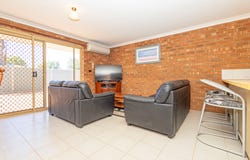 Unit 6/36 Nairn Street, Leeman, WA 6514