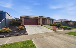 7 Moon Street, Maffra, Vic 3860