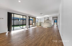 6 Poseidon Way, Glenfield, WA 6532