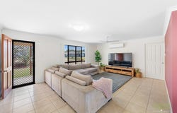 8 Eyre Court, Glen Eden, Qld 4680