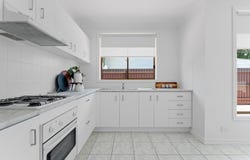 3/40 Woodland Street, Strathmore, Vic 3041
