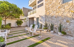 67 Seagull Avenue, Mermaid Beach, Qld 4218