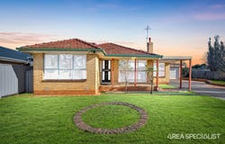 49 Oneills Road, Melton, Vic 3337
