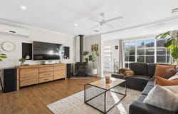 5 Bennett Court, Seaford, Vic 3198