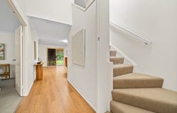 10 Hillgrove Court, Oxenford, Qld 4210