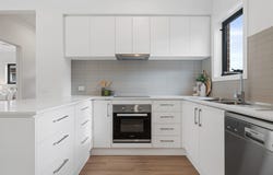 2/51 Faraday Road, Croydon South, Vic 3136