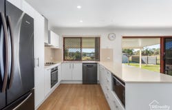 10 Hughes Road, Plainland, Qld 4341