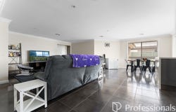 1 Knight Place, Llanarth, NSW 2795