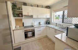 10/115 Frank Street, Labrador, Qld 4215