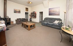 28 Wattle Street, Manangatang, Vic 3546
