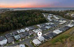 2/91 Kentia Drive, Forster, NSW 2428