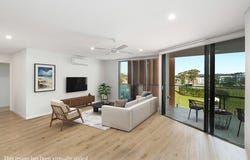 2201/1918 Creek Road, Cannon Hill, Qld 4170