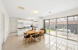 2B Broad Parade, Spring Gully, Vic 3550