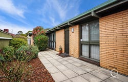 15 Vienna Avenue, Aberfoyle Park, SA 5159