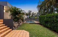 19 Kowhai St, Kenmore, Qld 4069