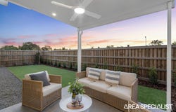 82/1 Lake Serenity Boulevard, Helensvale, Qld 4212