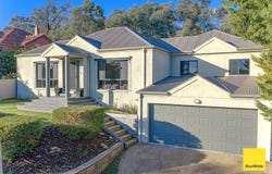 43 Broad Parade, Spring Gully, Vic 3550
