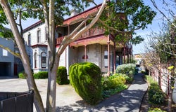 12/17  Byrne Avenue, Elwood, Vic 3184