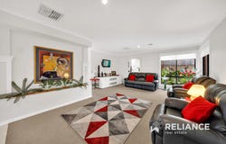 26 Maclarens Close, Manor Lakes, Vic 3024