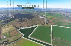 135 Dukelows Road, Mount Cottrell, Vic 3024