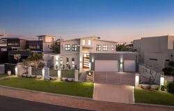10 Regents Court, Sovereign Islands, Qld 4216