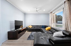 64 Bushland Drive, Regents Park, Qld 4118