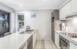 4/8 Griffith Road, Scarborough, Qld 4020