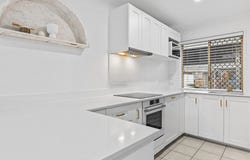 1/4-6 Cootamundra Drive, Mountain Creek, Qld 4557