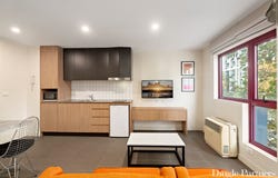 211/528 Swanston Street, Carlton, Vic 3053