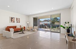 15 Gilba Road, Pendle Hill, NSW 2145