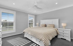 10 Gloaming Street, Menangle Park, NSW 2563