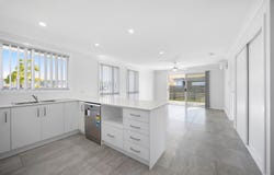 1 Pountney Avenue, Thrumster, NSW 2444