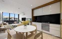 1208/74 Queens Road, Melbourne, Vic 3004